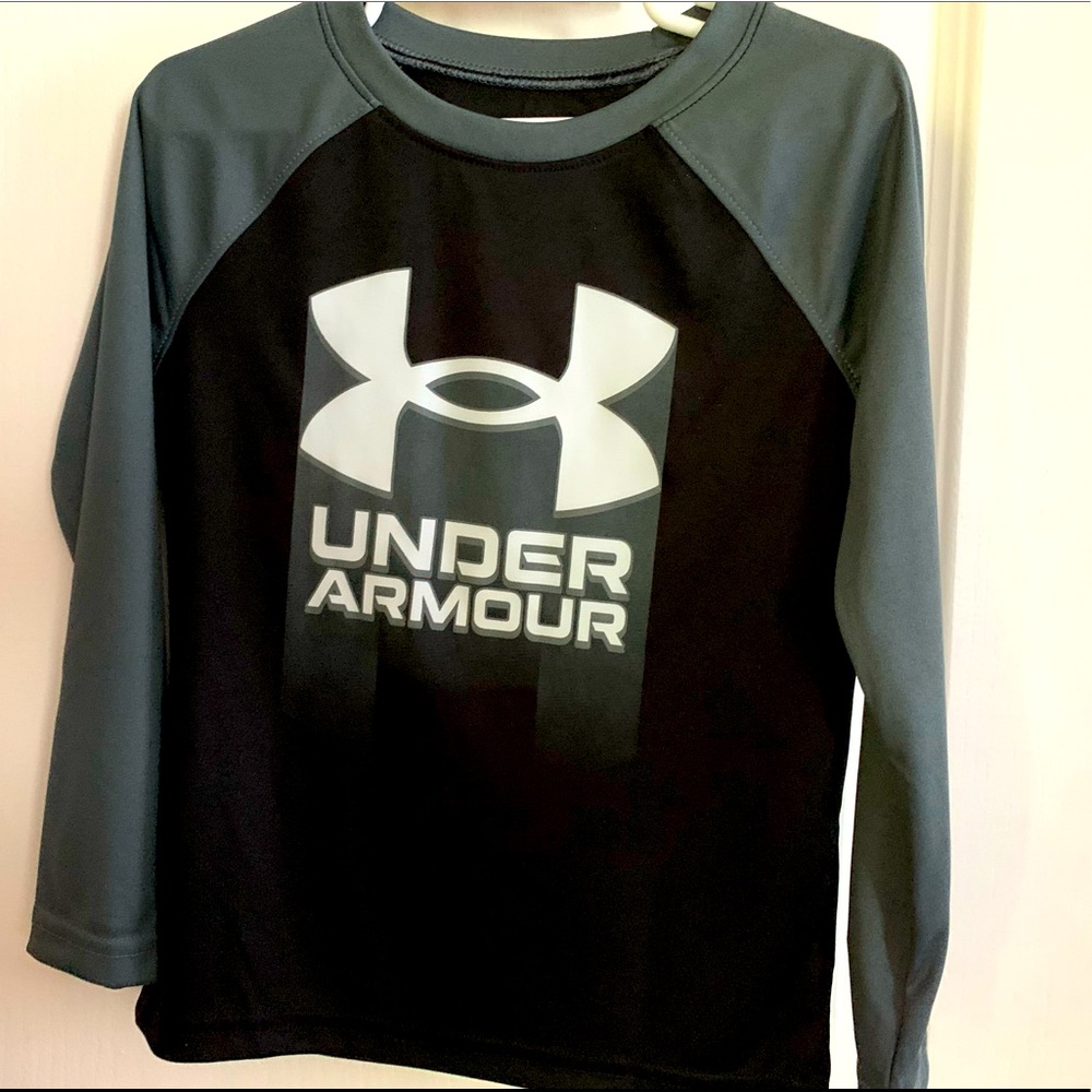 NWT Size 4 boy’s Under Armor shirt